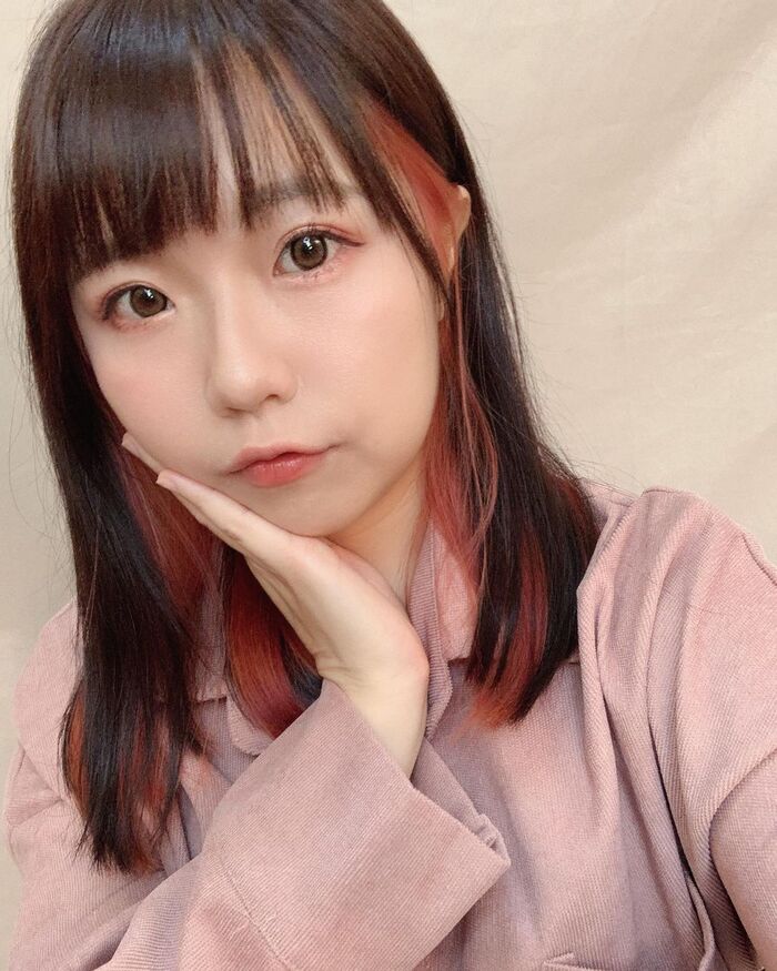 俏皮可愛摳妮 俏麗造型獨特又萌甜笑容下的美乳fishing出滿滿征慾 6th image