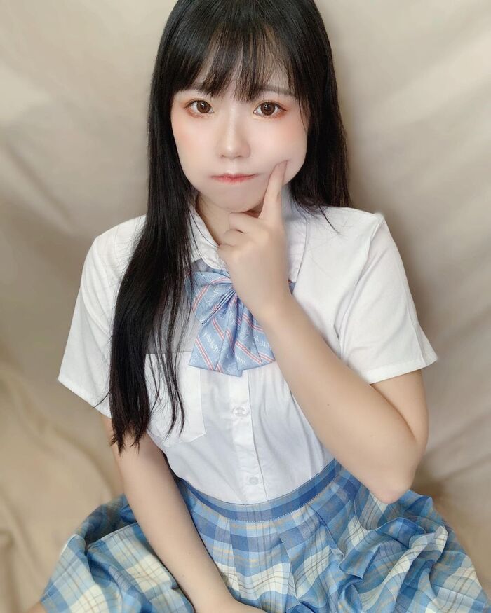 俏皮可愛摳妮 俏麗造型獨特又萌甜笑容下的美乳fishing出滿滿征慾 7th image