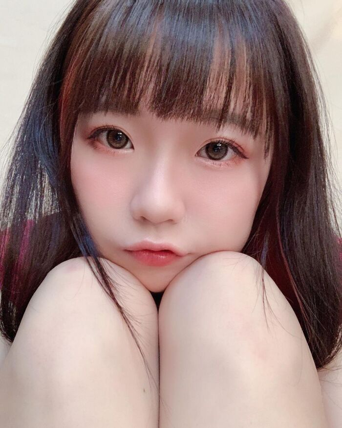 俏皮可愛摳妮 俏麗造型獨特又萌甜笑容下的美乳fishing出滿滿征慾 9th image