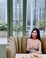 長腿辣模Dorachai「渾圓溢出」難以招架啊! Super Erotic Sensation Breast Root Goddess!