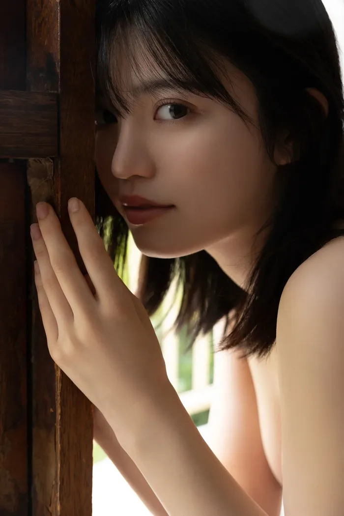 [Mei Ishihama 3] A 21-year-old beautiful rainbow con member who is erotic in a small swimsuit and still has an innocence (3) 26th image