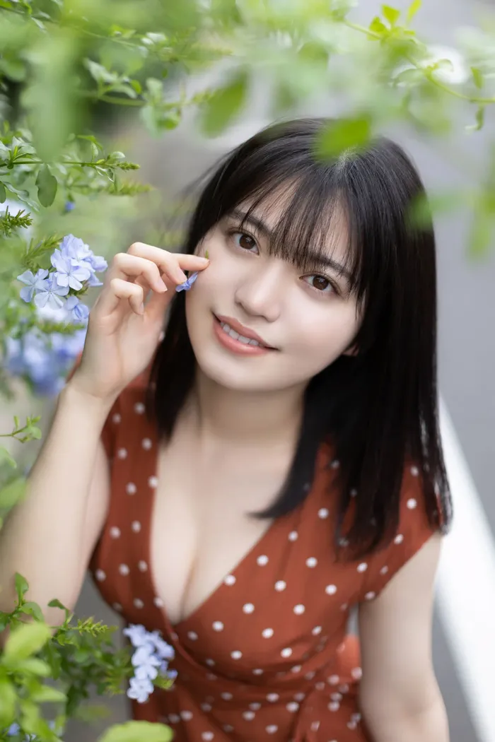 [Mei Ishihama 3] A 21-year-old beautiful rainbow con member who is erotic in a small swimsuit and still has an innocence (3) 28th image