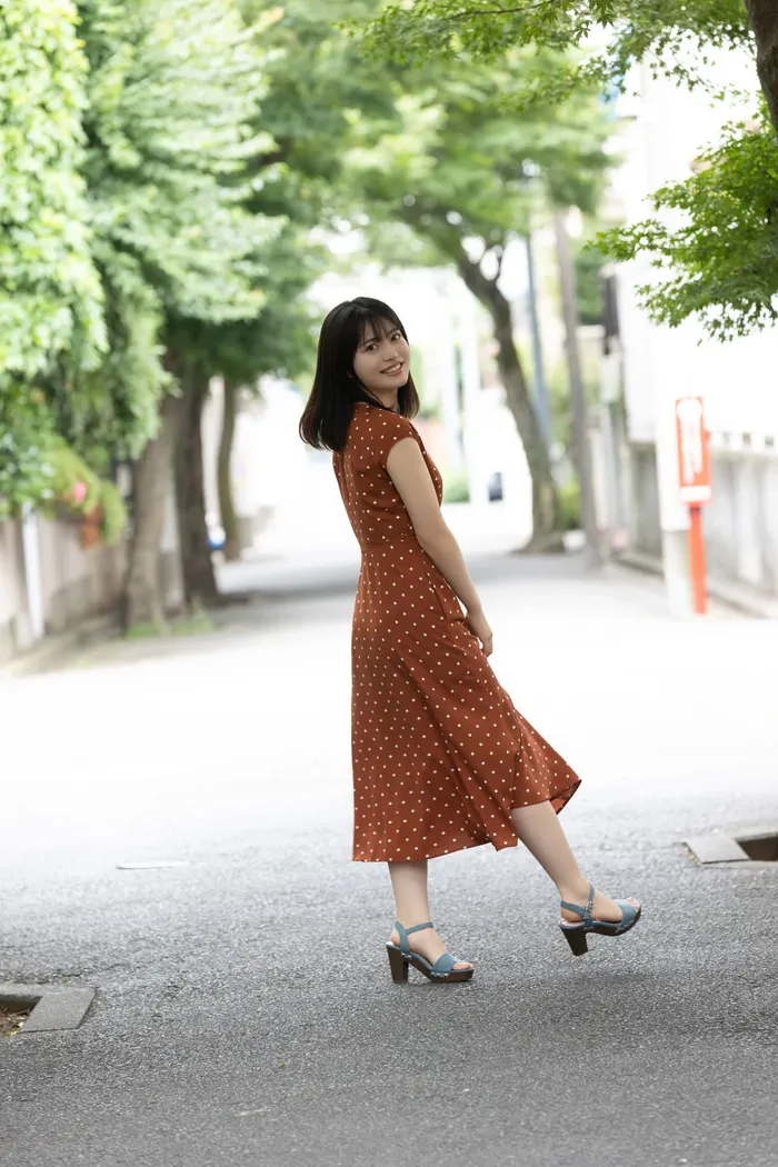 [Mei Ishihama 3] A 21-year-old beautiful rainbow con member who is erotic in a small swimsuit and still has an innocence (3) 30th image