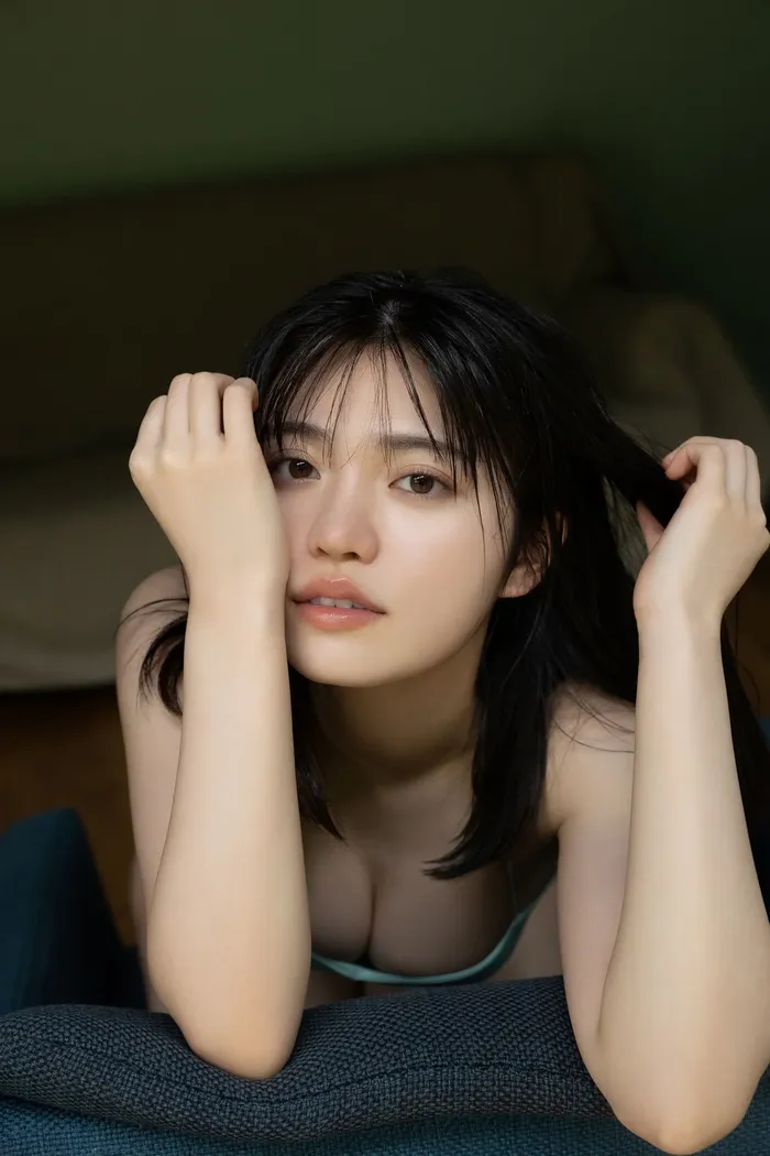 [Mei Ishihama 3] A 21-year-old beautiful rainbow con member who is erotic in a small swimsuit and still has an innocence (3) 69th image