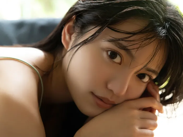 [Mei Ishihama 3] A 21-year-old beautiful rainbow con member who is erotic in a small swimsuit and still has an innocence (3) 74th image