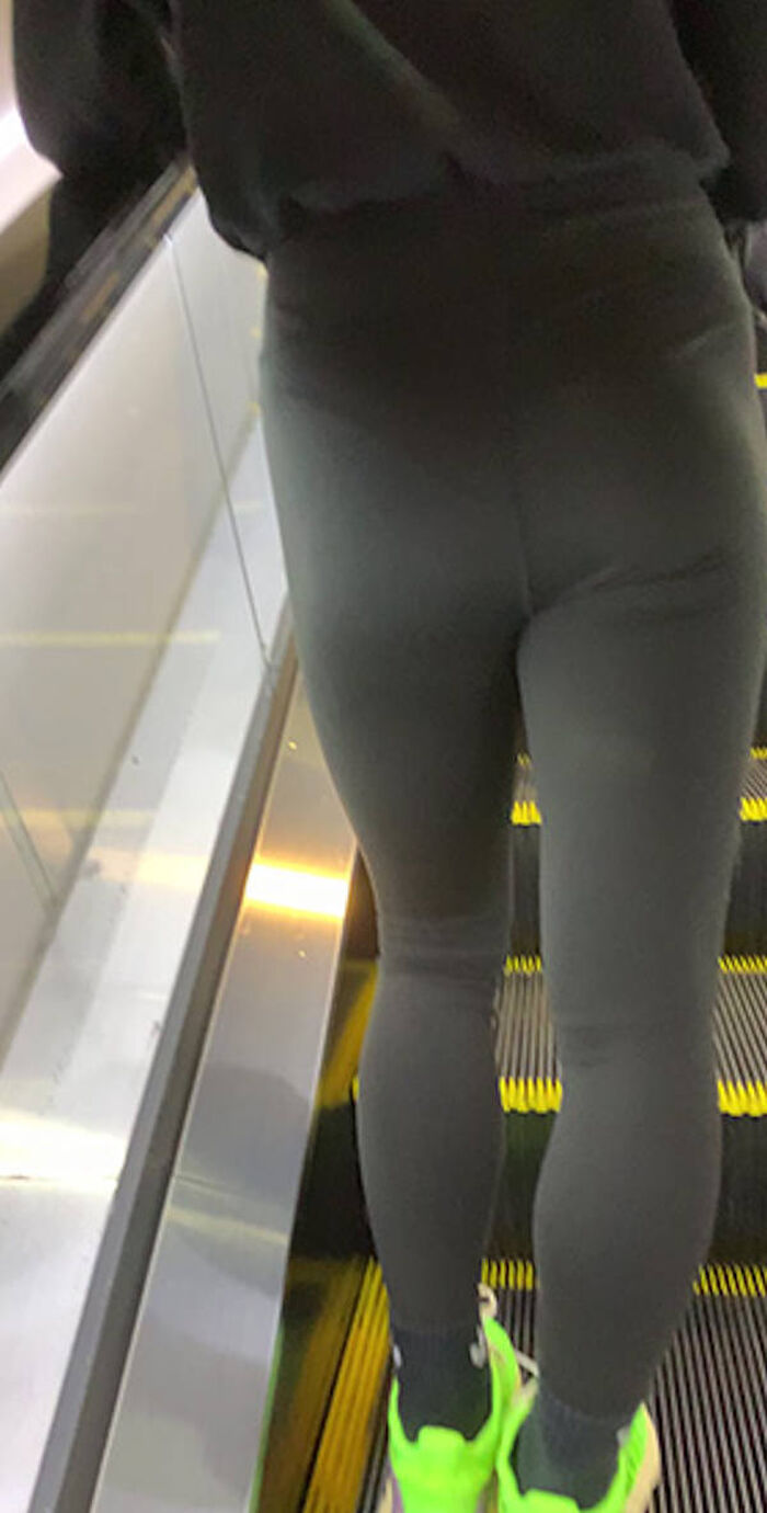 Erotic images of leggings girls 100 barrages of fascinating lower body 70th image
