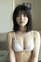 アイドルグループ「虹のコンキスタドール」の石浜芽衣(21)1st写真集で初のランジェリー姿でムチムチのデカパイを披露www