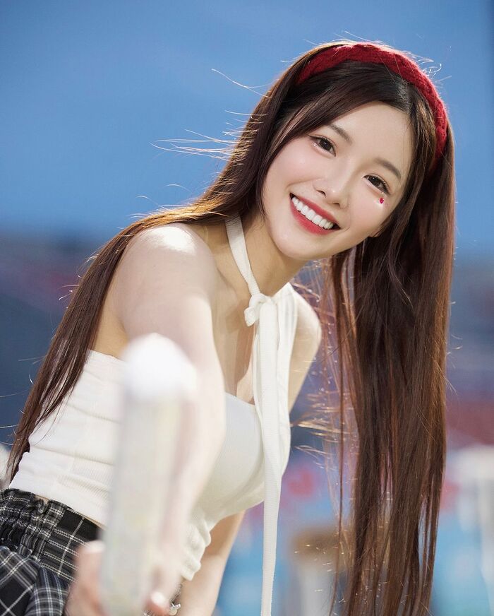 長腿正妹「李恩菲x菲菲」高顏值breakthrough 天際讓人著迷不已 (10P) 4th image