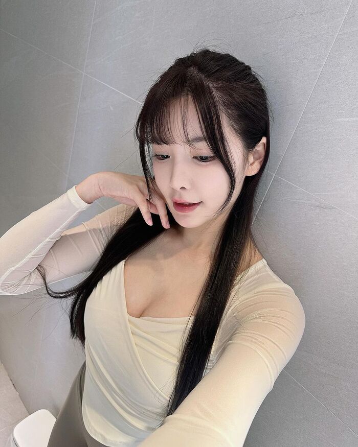 長腿正妹「李恩菲x菲菲」高顏值breakthrough 天際讓人著迷不已 (10P) 9th image
