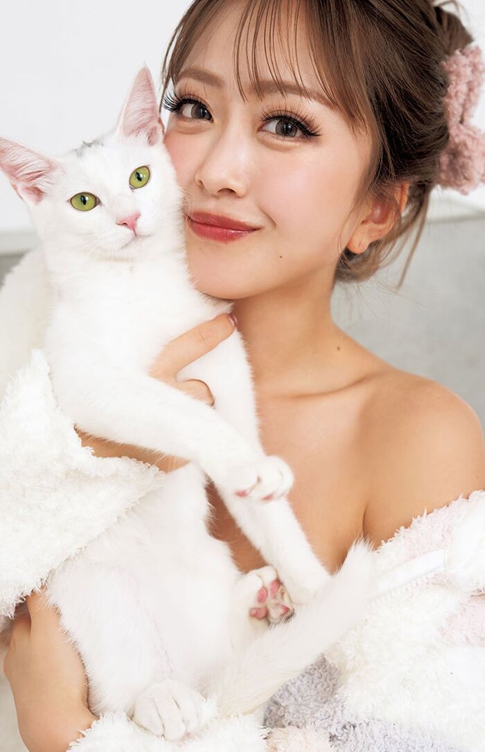 [Image] Actress who appeared in the morning drama, boldly exposing her beautiful buttocks in swimsuit gravure wwwwwwwww Miri Chamu shows off her explosive beauty BODY at FRIDAY!! 17th image