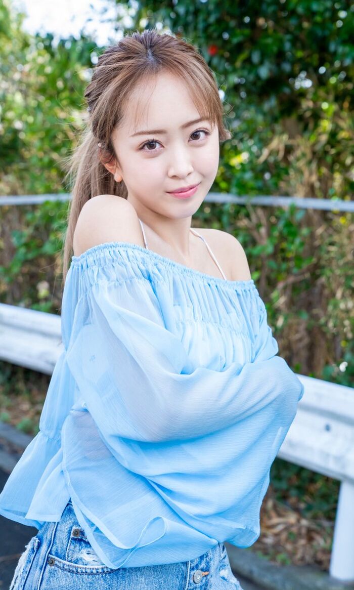 [Image] Actress who appeared in the morning drama, boldly exposing her beautiful buttocks in swimsuit gravure wwwwwwwww Miri Chamu shows off her explosive beauty BODY at FRIDAY!! 21th image