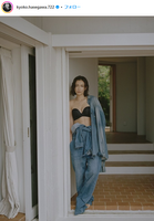 Mr./Ms. Hasegawa (45), the latest image of an underwear model is too sexy and reveals her beautiful breasts in lingerie ...