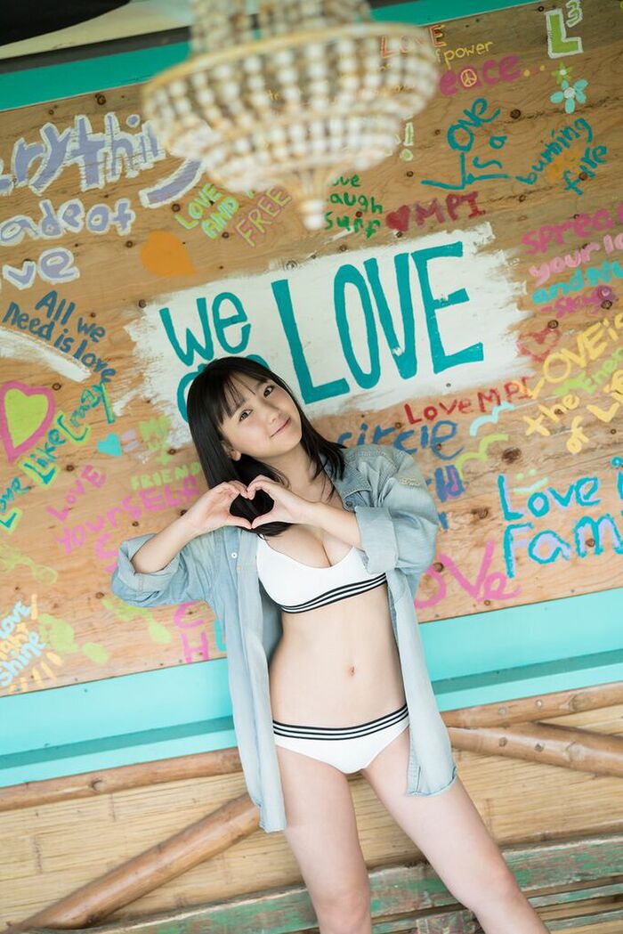 [Image] Aika Sawaguchi of New hairstyle, wet boobs are too naughty wwwwww Yanmaga's swimsuit gravure boldly shows off a fresh big pie!! 23th image