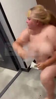 【Video】Full bocco of Mr./Ms. and chin Mr./Ms. with bare breasts