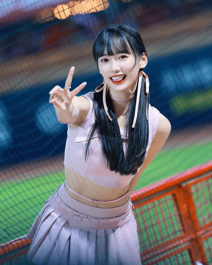 童顏神「Queena娜娜」顏值超標! 完美身型色氣滿滿 (10P) 6th image