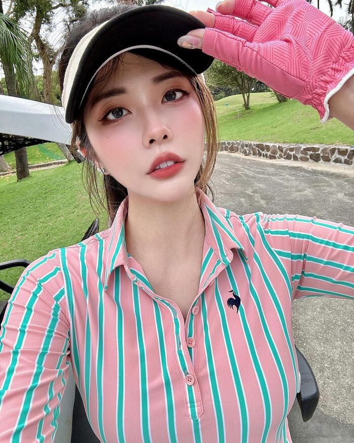 Goddess 'JoannaLin沐沐' 炸出邪惡curve 網友看了凍未條 (10P) 3th image