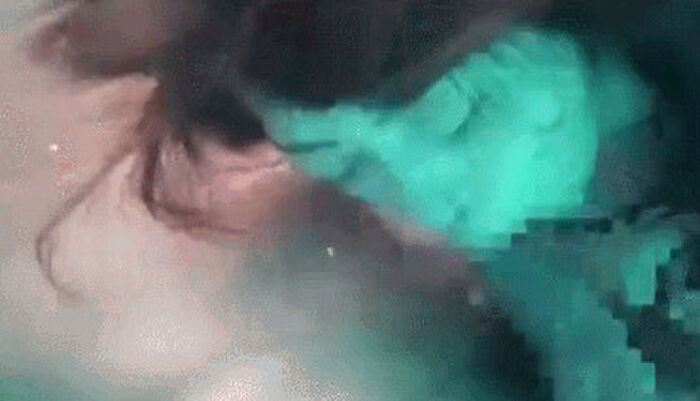 [part2] 71 underwater erotic GIF images! Boobs and buttocks that shake with buoyancy that feels cool 28th image