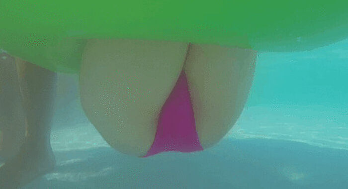 [part2] 71 underwater erotic GIF images! Boobs and buttocks that shake with buoyancy that feels cool 62th image