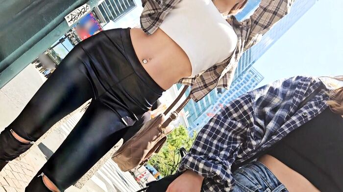 Chunyang Mocha Beautiful busty gal's multi female Gonzo 25th image