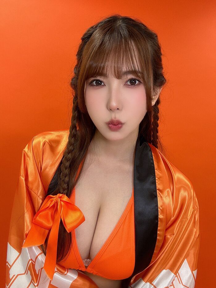 Birthmark and boobs image of an AV actress who emphasizes and seduces the cleavage of big Vol.54 73th image